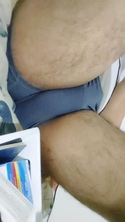 BERNARDOPP live cam on Cam4