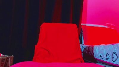 BEVERLYERUDITA live cam on Cam4