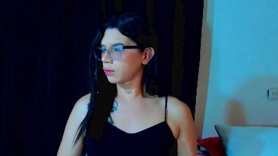 BEVERLYERUDITA live cam on Cam4