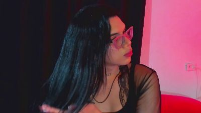 BEVERLYERUDITA live cam on Cam4