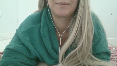 BLAIRWALDORFY live cam on Cam4