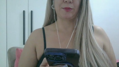 BLAIRWALDORFY live cam on Cam4