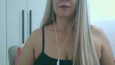 BLAIRWALDORFY live cam on Cam4