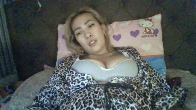 BLUE6923 live cam on Cam4