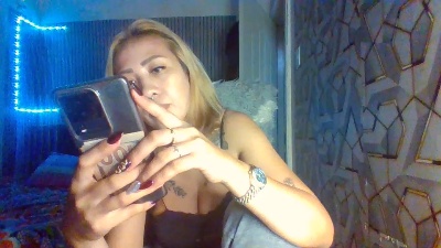 BLUE6923 live cam on Cam4