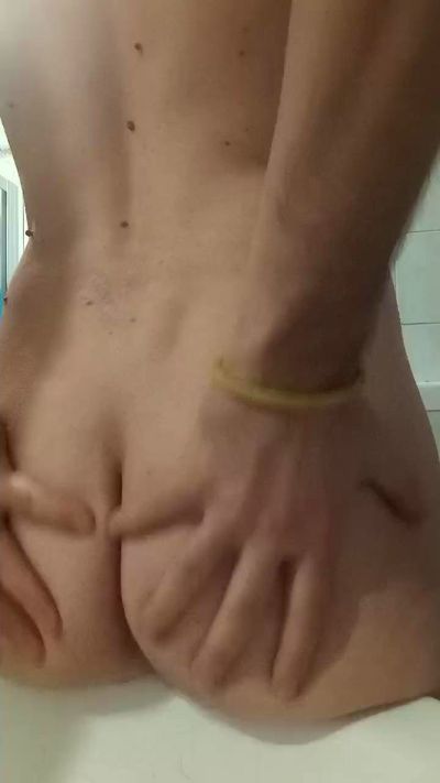 BLU_KORALYN live cam on Cam4