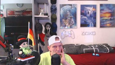 BaNaNeNOrAnGeN live cam on Cam4