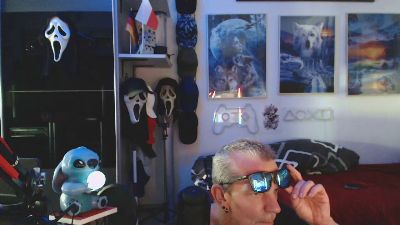 BaNaNeNOrAnGeN live cam on Cam4