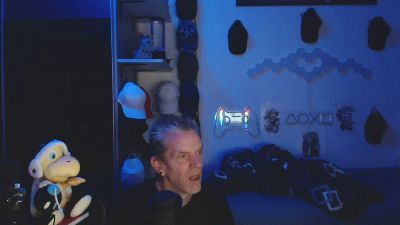 BaNaNeNOrAnGeN live cam on Cam4