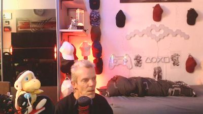BaNaNeNOrAnGeN live cam on Cam4