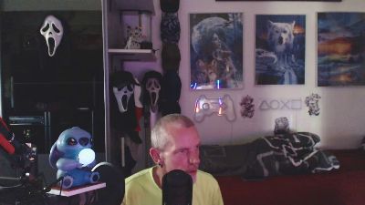 BaNaNeNOrAnGeN live cam on Cam4