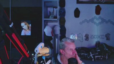 BaNaNeNOrAnGeN live cam on Cam4