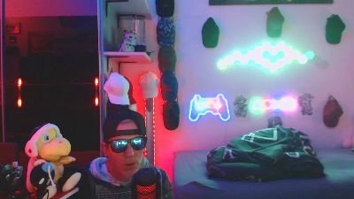 BaNaNeNOrAnGeN live cam on Cam4