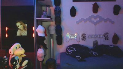 BaNaNeNOrAnGeN live cam on Cam4