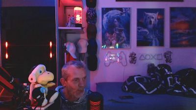 BaNaNeNOrAnGeN live cam on Cam4