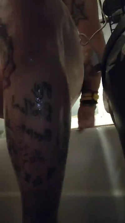 BabiiiD3mon live cam on Cam4