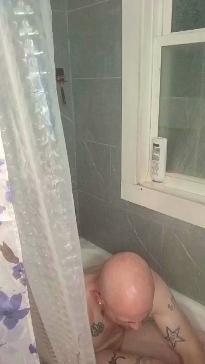 BabiiiD3mon live cam on Cam4