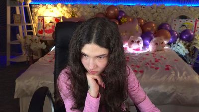 BabyFlowerr Live Cam on Cam4 and RICams