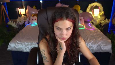 BabyFlowerr live cam on Cam4