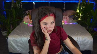 BabyFlowerr live cam on Cam4