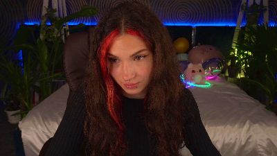 BabyFlowerr live cam on Cam4