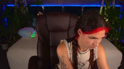 BabyFlowerr live cam on Cam4