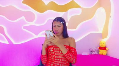 BabySoffia live cam on Cam4