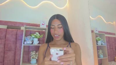 BabySoffia live cam on Cam4