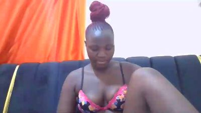 Baby_Nyash live cam on Cam4