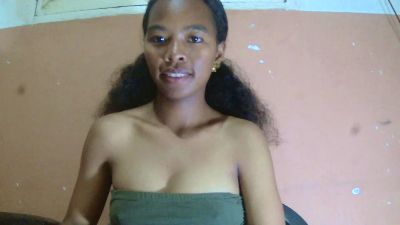 Baby_honeyy live cam on Cam4