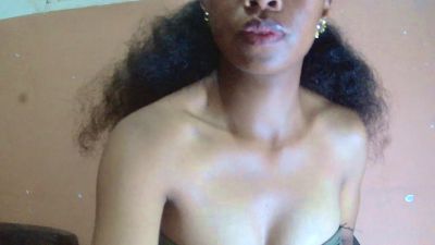 Baby_honeyy live cam on Cam4