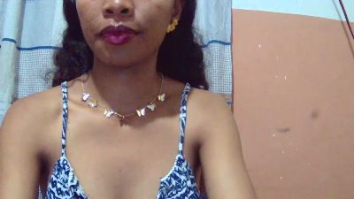 Baby_honeyy live cam on Cam4