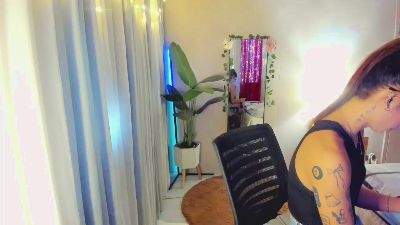 Baby_jean live cam on Cam4
