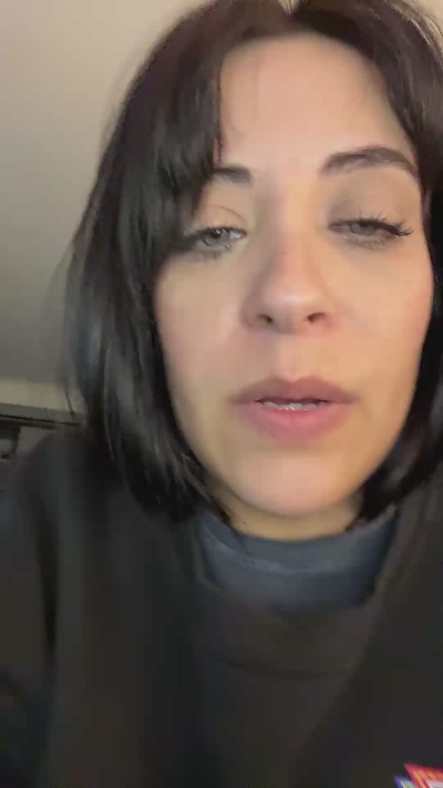 Babyalma1994 live cam on Cam4