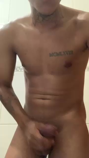 Babyblackk22 来自 巴西 的 男性 直播摄像头