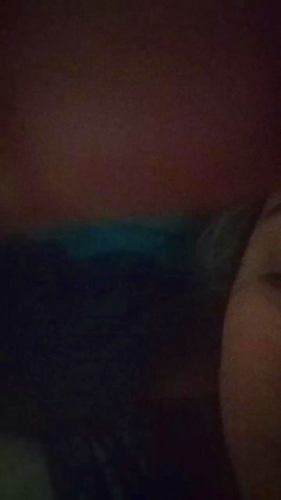 Babycaalientee live cam on Cam4