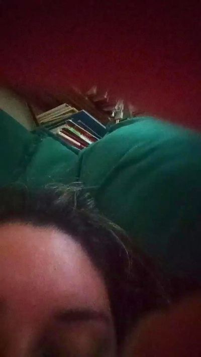 Babycaalientee live cam on Cam4