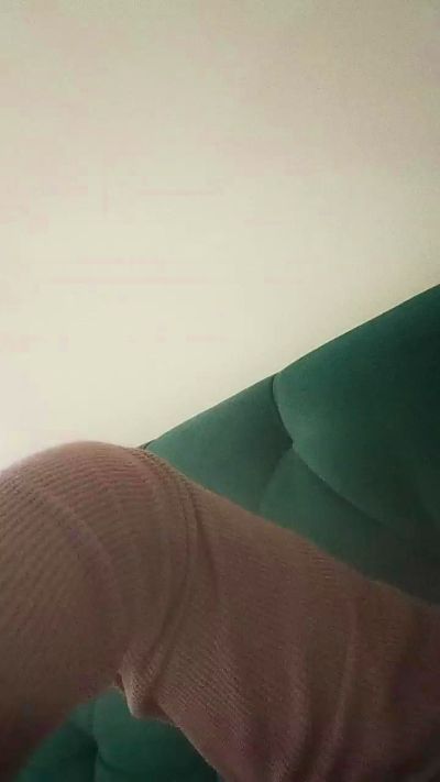 Babycaalientee live cam on Cam4