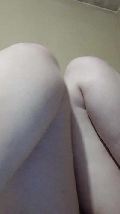 Babygirl2006 live cam on Cam4