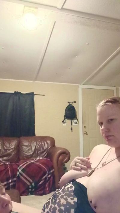 Babygirl2006 live cam on Cam4