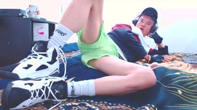 Babyjhony live cam on Cam4