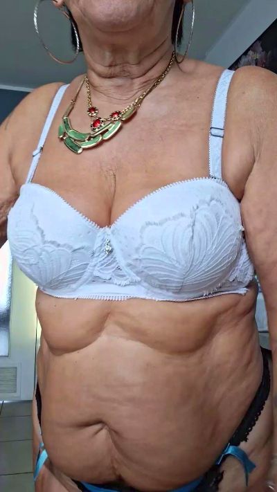 Babylove54 live cam on Cam4