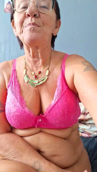 Babylove54 live cam on Cam4