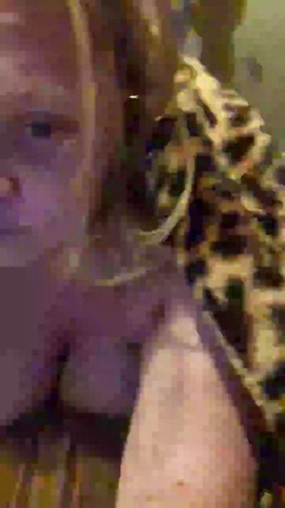 Babylovestali live cam on Cam4