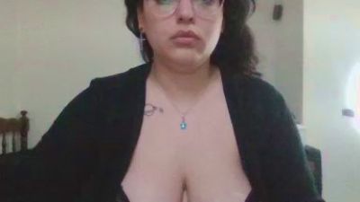 Babyluna939 live cam on Cam4