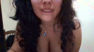 Babyluna939 live cam on Cam4