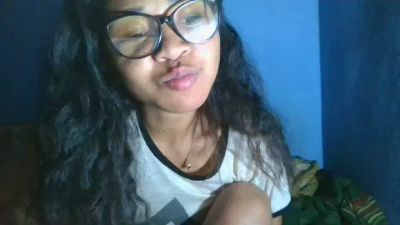 BabytatY live cam on Cam4