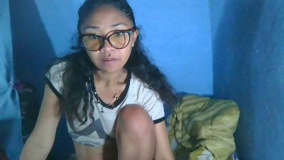 BabytatY live cam on Cam4