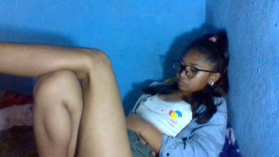 BabytatY live cam on Cam4