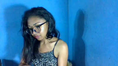BabytatY live cam on Cam4